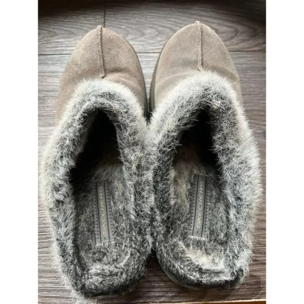 SKECHERS Slip On Mules Womens  size 9.5 Gray Fur Lined Chunky Shoes‎ Backless. - Image 2