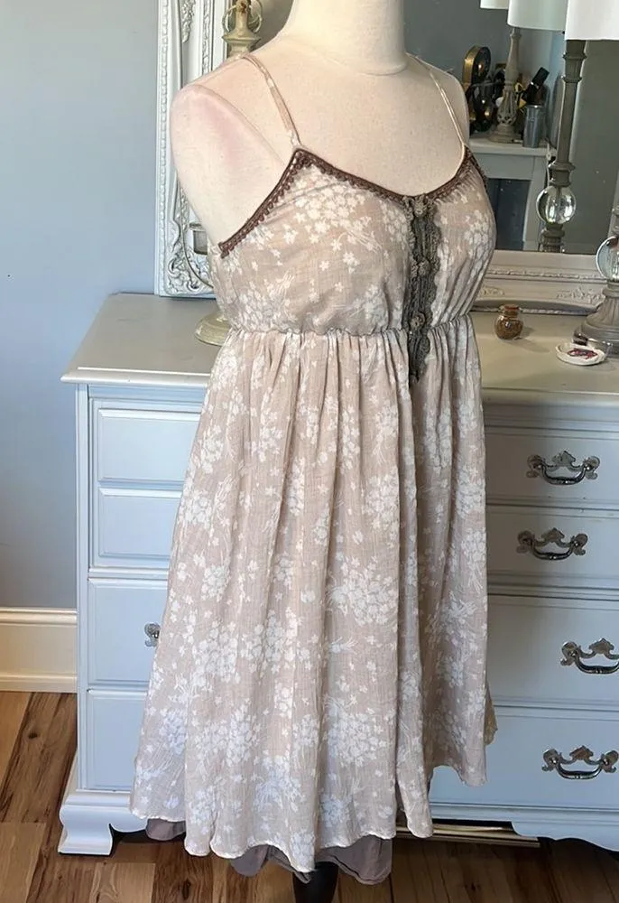 A Reve Babydoll Dress Summer Peasant Spaghetti Strap Womens Small - Image 5