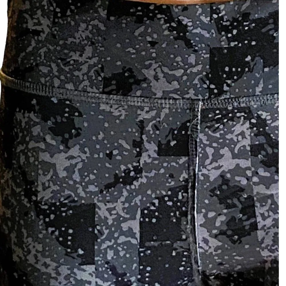 VELOCITY Black & Gray Abstract Geometric Activewear Capri Leggings Womens MEDIUM - Image 3