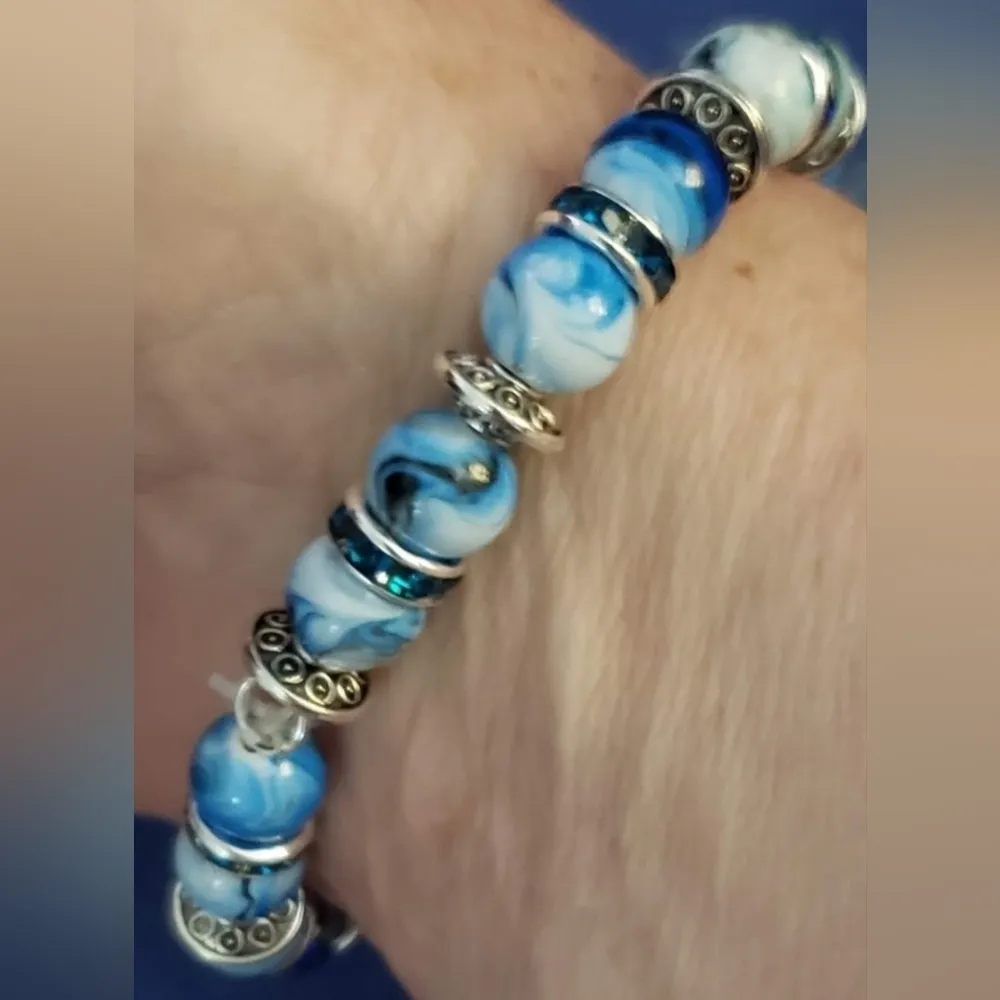 Artisanal custom made beaded bracelets Black - Image 3