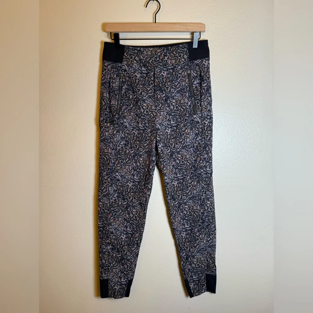 Athleta‎ Trekkie North Printed Jogger - Image 2