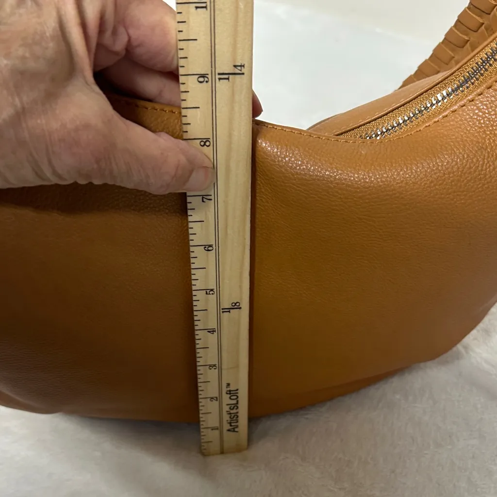 Soft Italian Half Moon Hobo with Whipstitch Handle Tan - Image 8