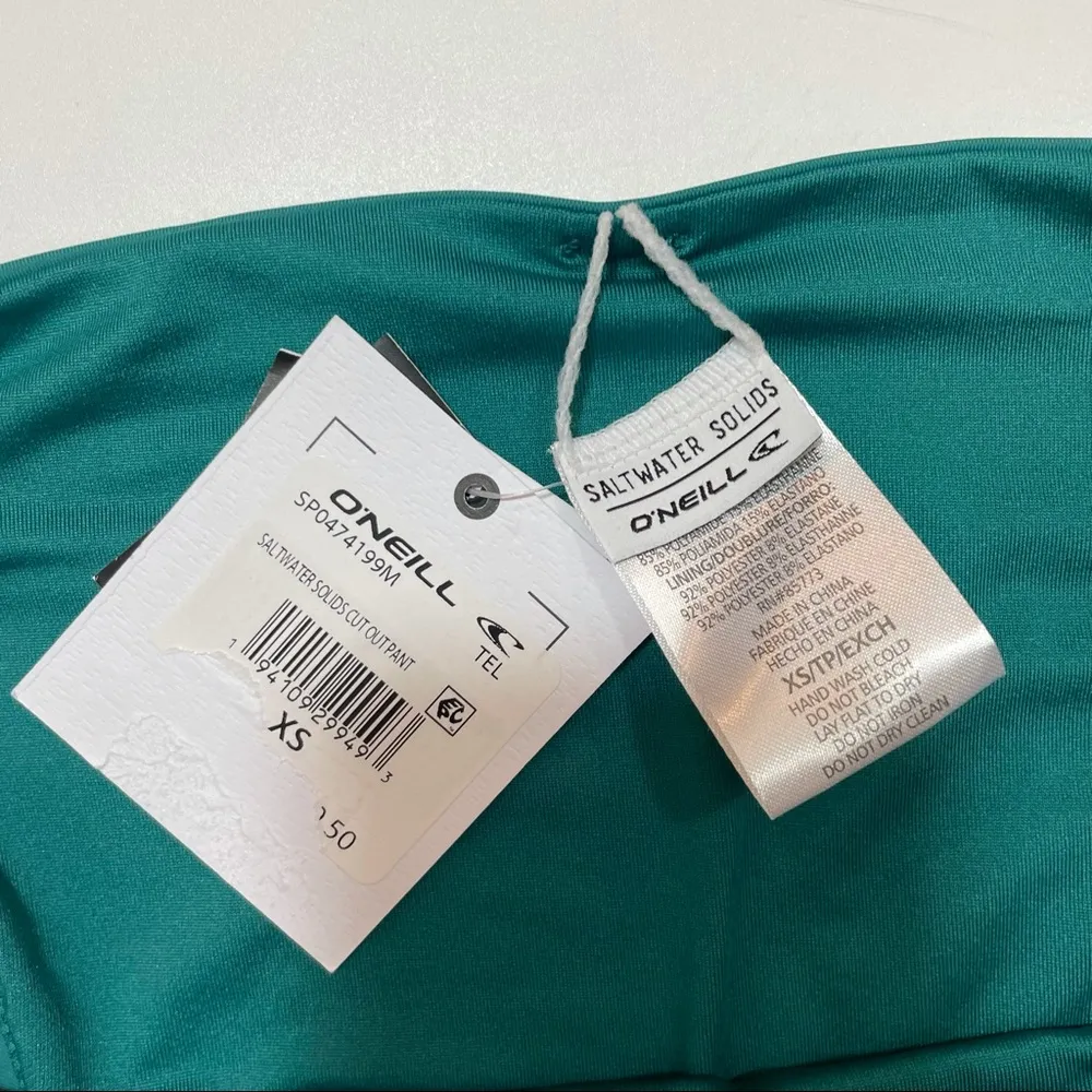 O’Neill SALTWATER SOLIDS CUT OUT Swim BOTTOM - Image 4