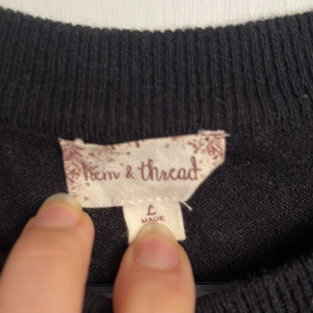 Hem & Thread Color Block Pullover Sweater - Image 2