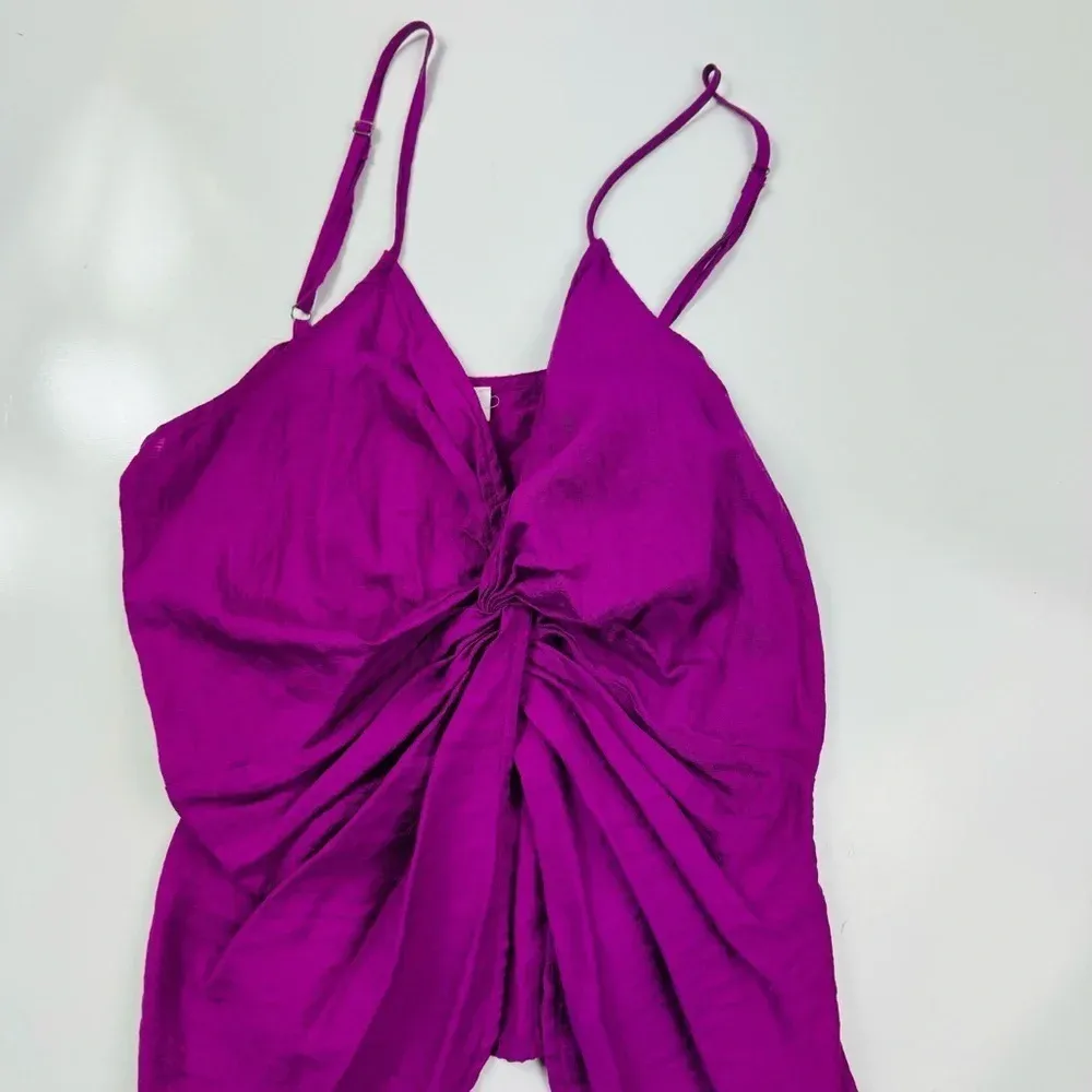 Flawless Fuchsia Front Twist Sleeveless‎ Top Size Medium - Image 4