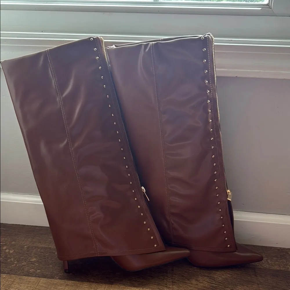 Elegant Brown Leather Women's Boots - Image 8