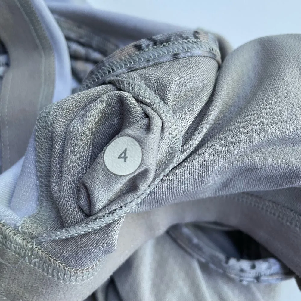 No Limits Tank Top with Built In Bra Gray Floral Print Size 4 - Image 9