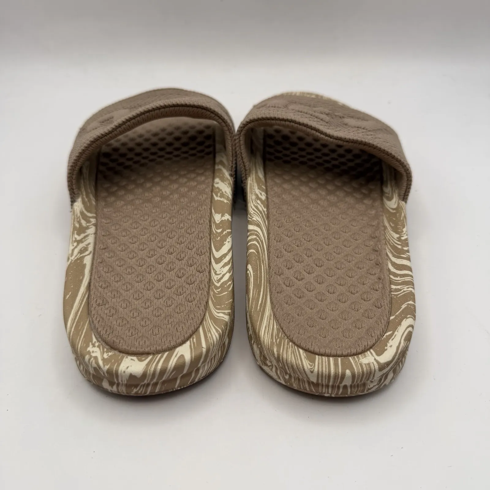 APL Big Logo TechLoom Knit Sport Slide Almond/Creme/Marble Women's 6 - Image 4