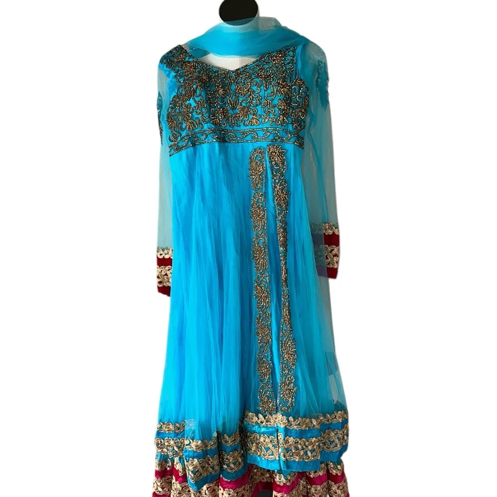 NEW Indian Bollywood 3Pcs Ready To Wear Heavy Embroidered Langha Suit Wedding Blue Size 6 - Image 5