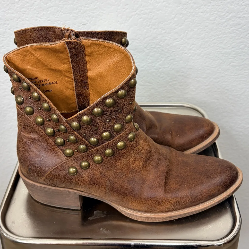 Coconuts by Matisse Cowgirl Studded Brown Ankle Boots Western - 9 - Image 1