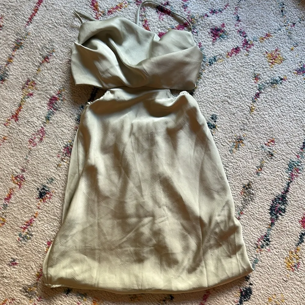 Princess Polly Jemma Dress Mini in Sage Green - Image 5