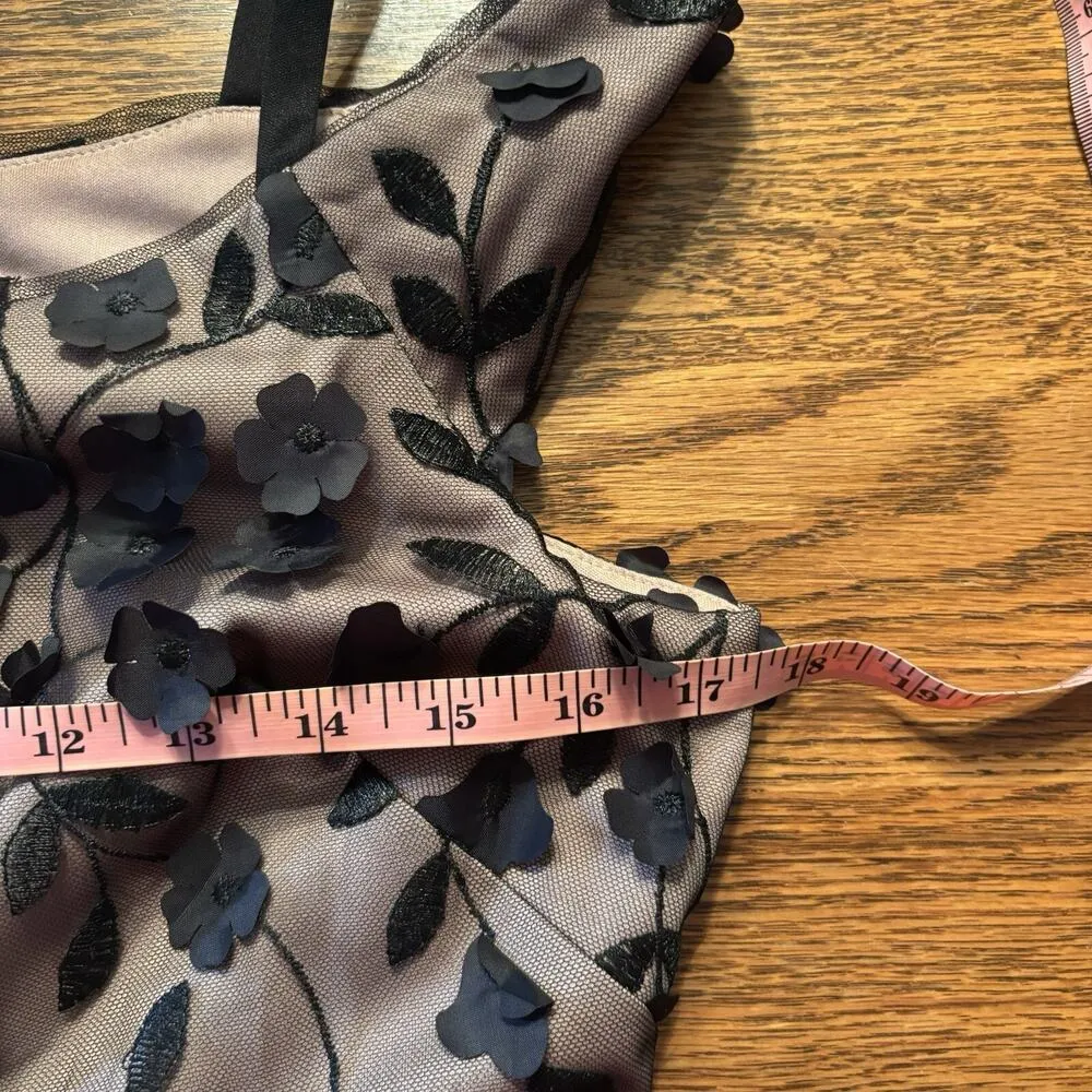 R&M Richards Women's Formal Dress Black Floral Lace with Nude Lining Size 6 - Image 10