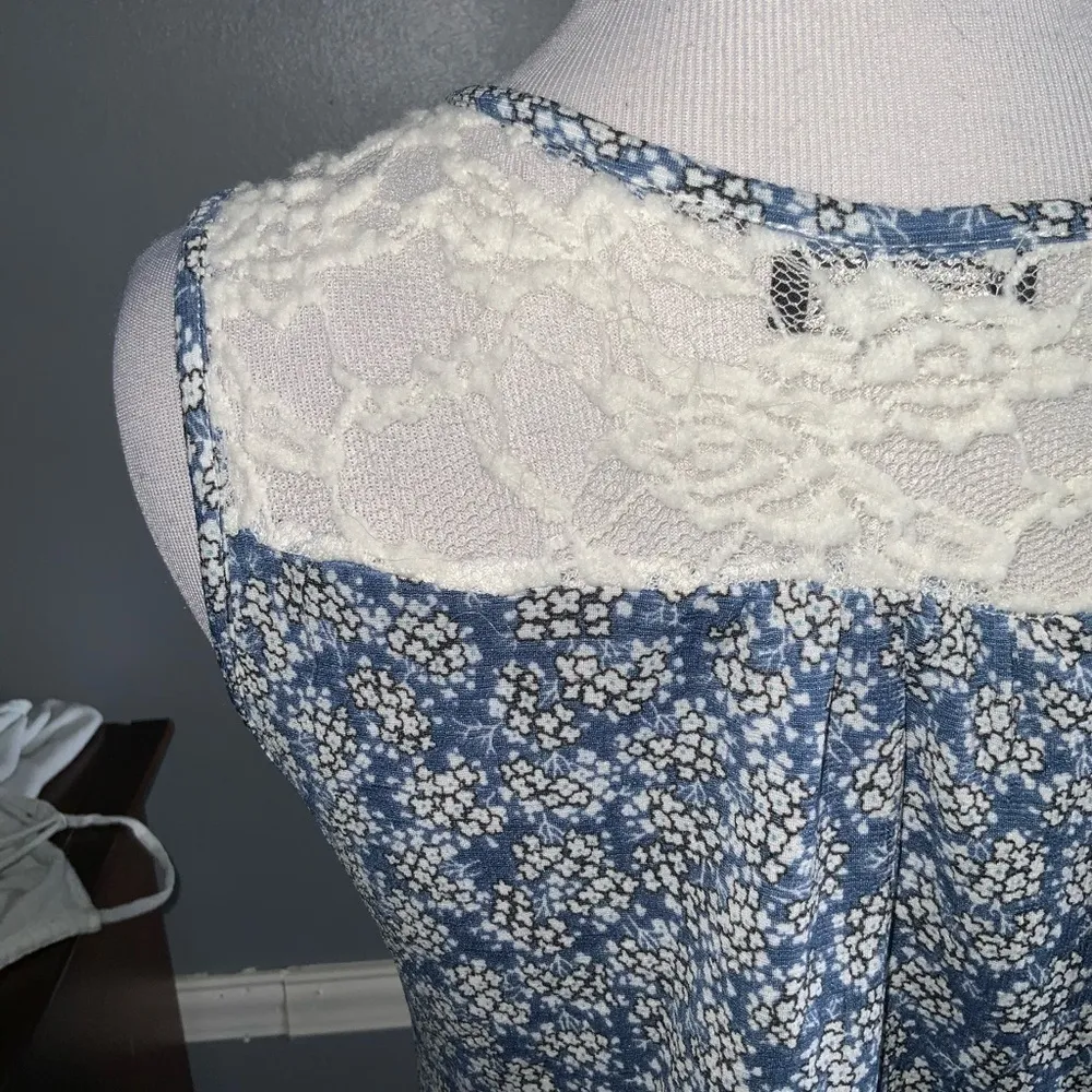 Papermoon Powder Blue & White Floral Lace Sleeveless Stretch Knit Top XS - Image 9