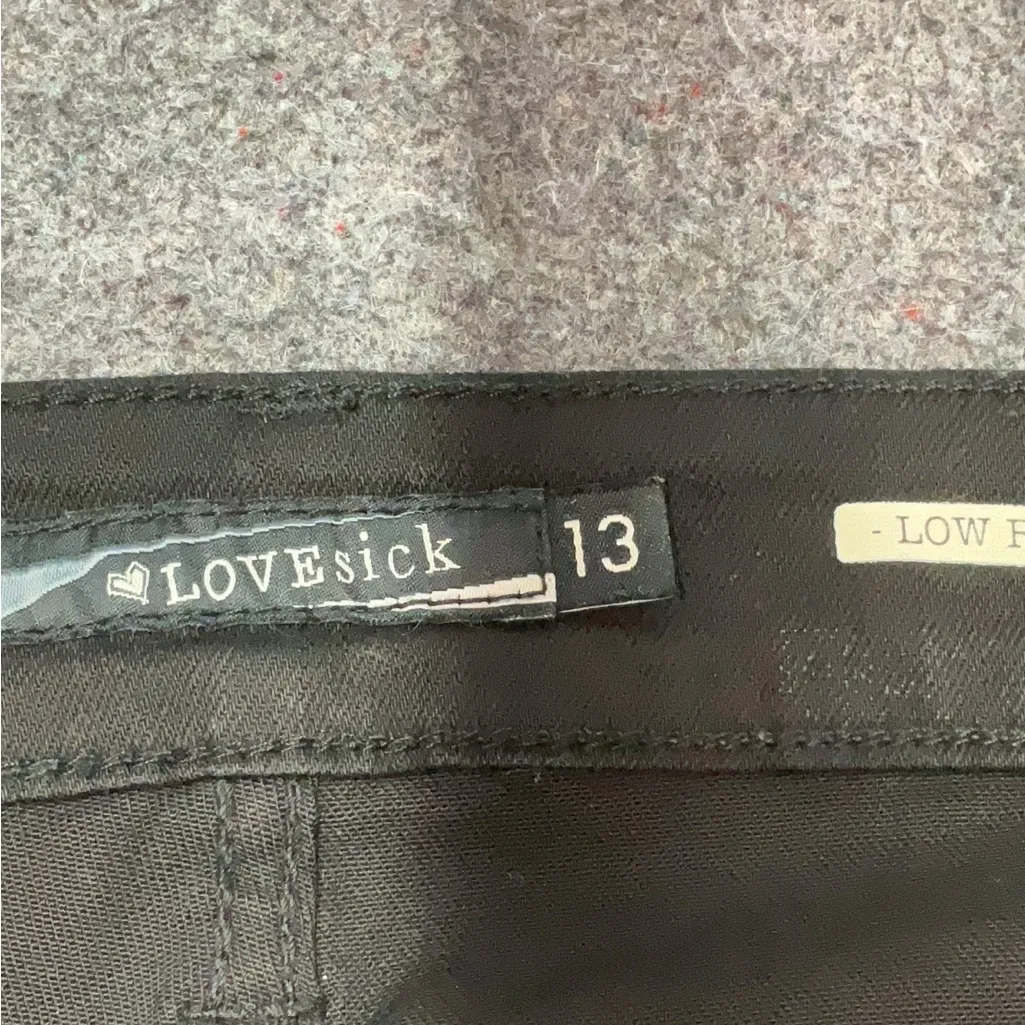 Black & Red Buffalo Check Stud Split Leg Shorts Size undefined - Image 5