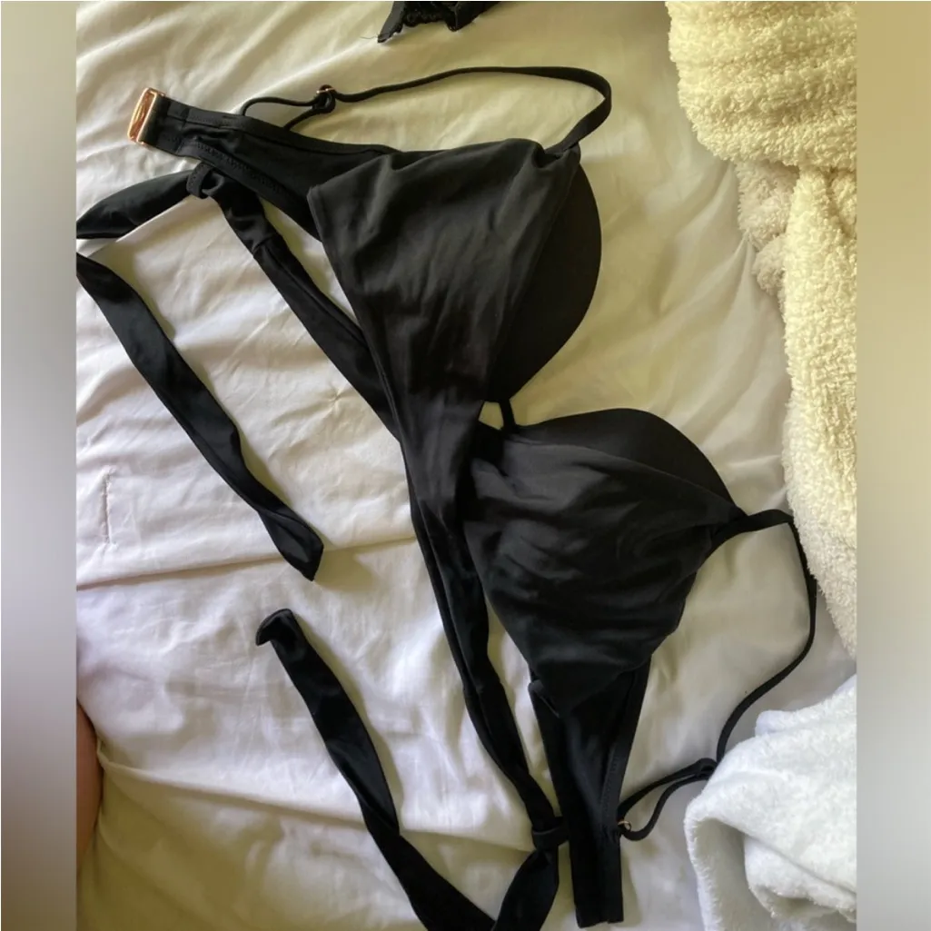 Black Strappy Bikini Top Size 34D - Image 3
