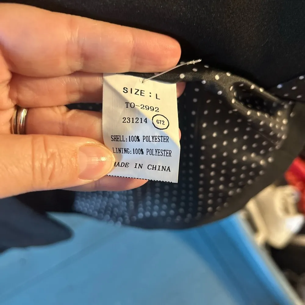 Women's Black Blazer, Size Large - Image 6