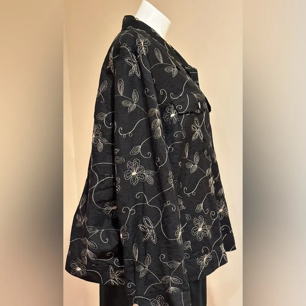 Carole Little Black & Cream Floral Embroidery Jacket Sz 3X Heavy Silver … - Image 6