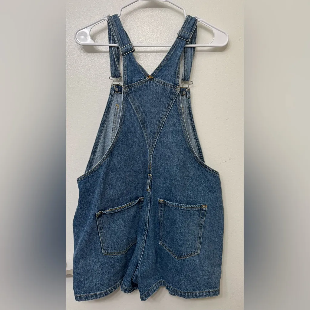 EUC Aritzia TNA Short Overalls - Image 2