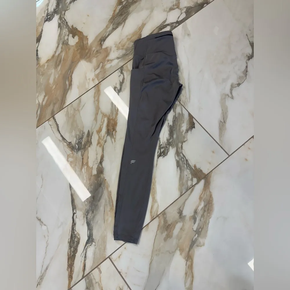 Women Trinity Motion365+ High-Waisted Legging - Image 3