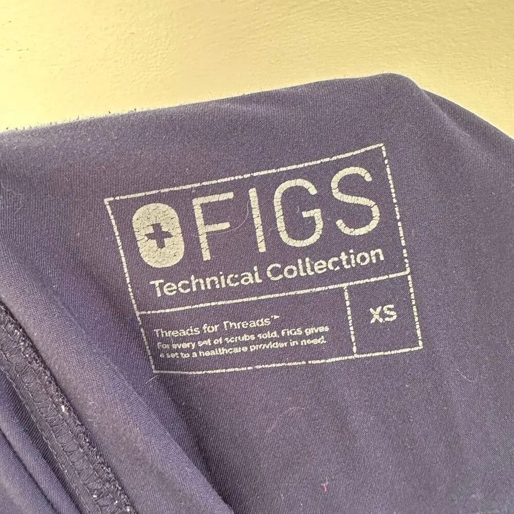 Figs Women’s Extra Small Navy Kade Cargo Scrub Pants - Image 7