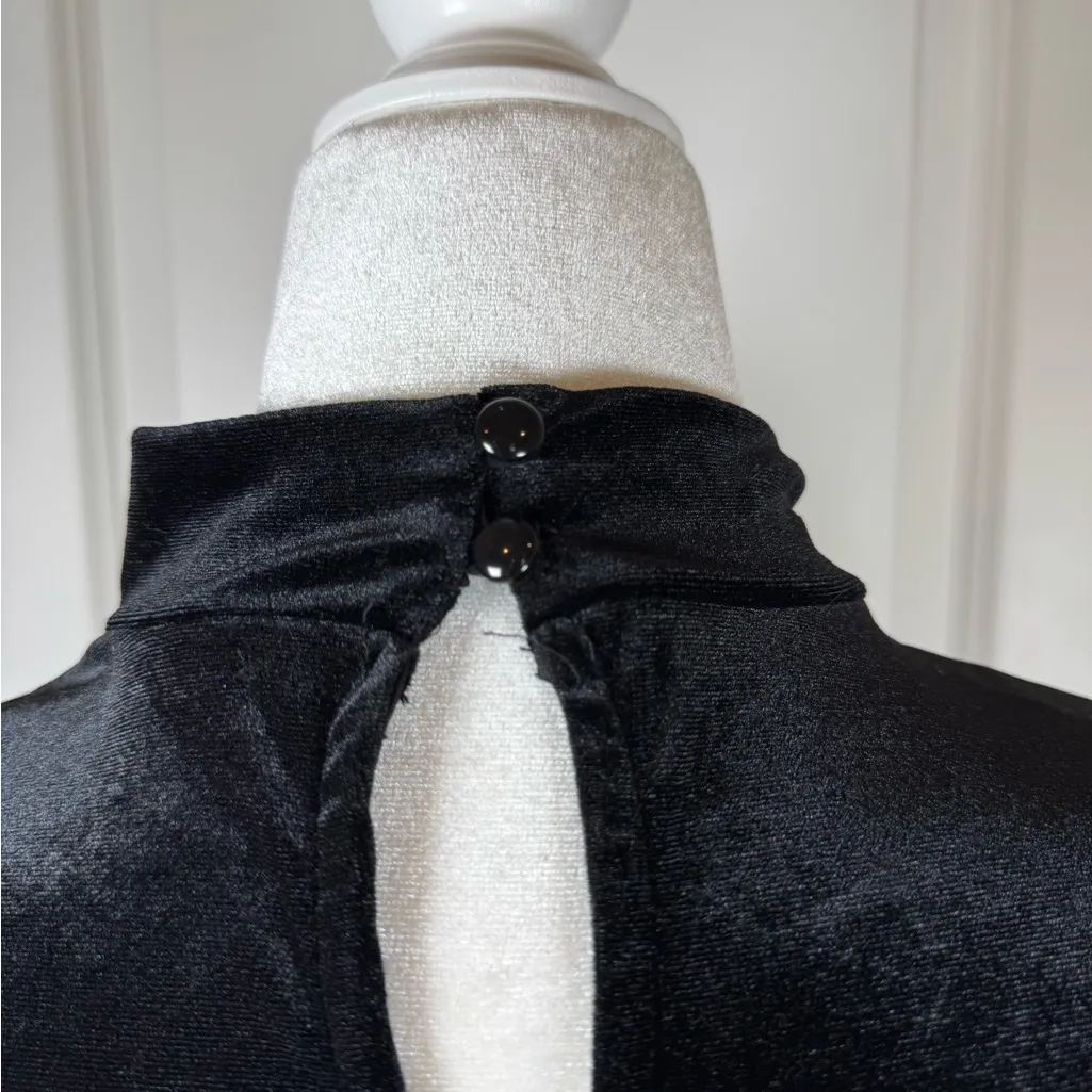 Ambiance Black Velvet Mock Neck Top | 90s Minimalist Y2K Party | M - Image 5