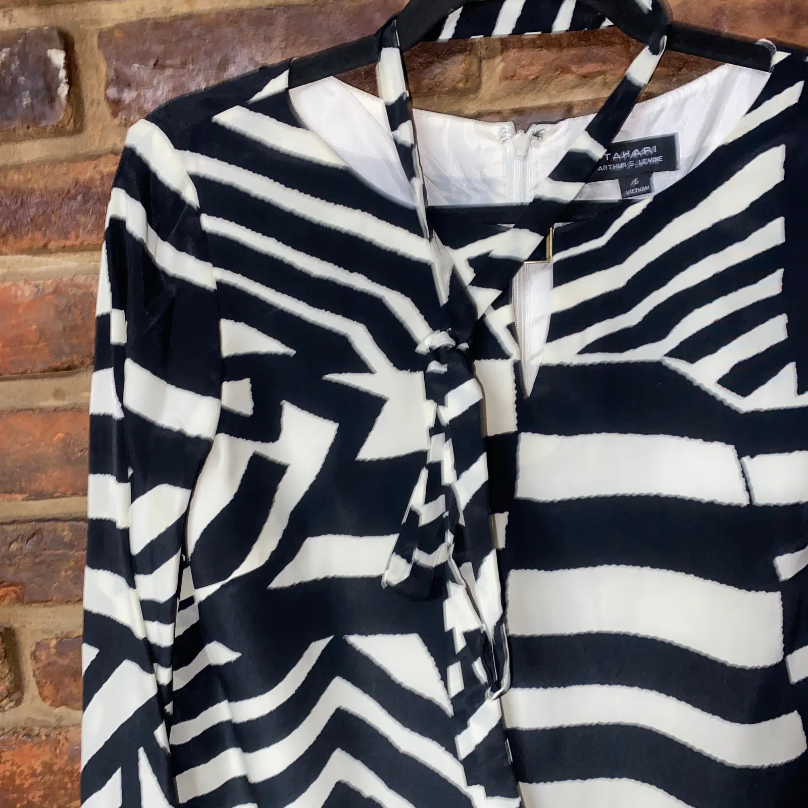 Tahari Arthur S Levine Black White Geometric Zebra Long Sleeve Dress Women's 6 - Image 2