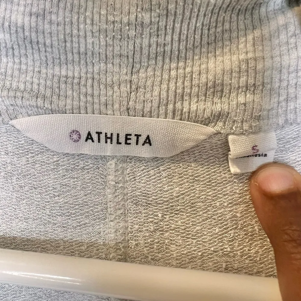 Athleta Pranayama Wrap Fog Grey Heather Cardigan Pullover Sweater Size  Small. - Image 7