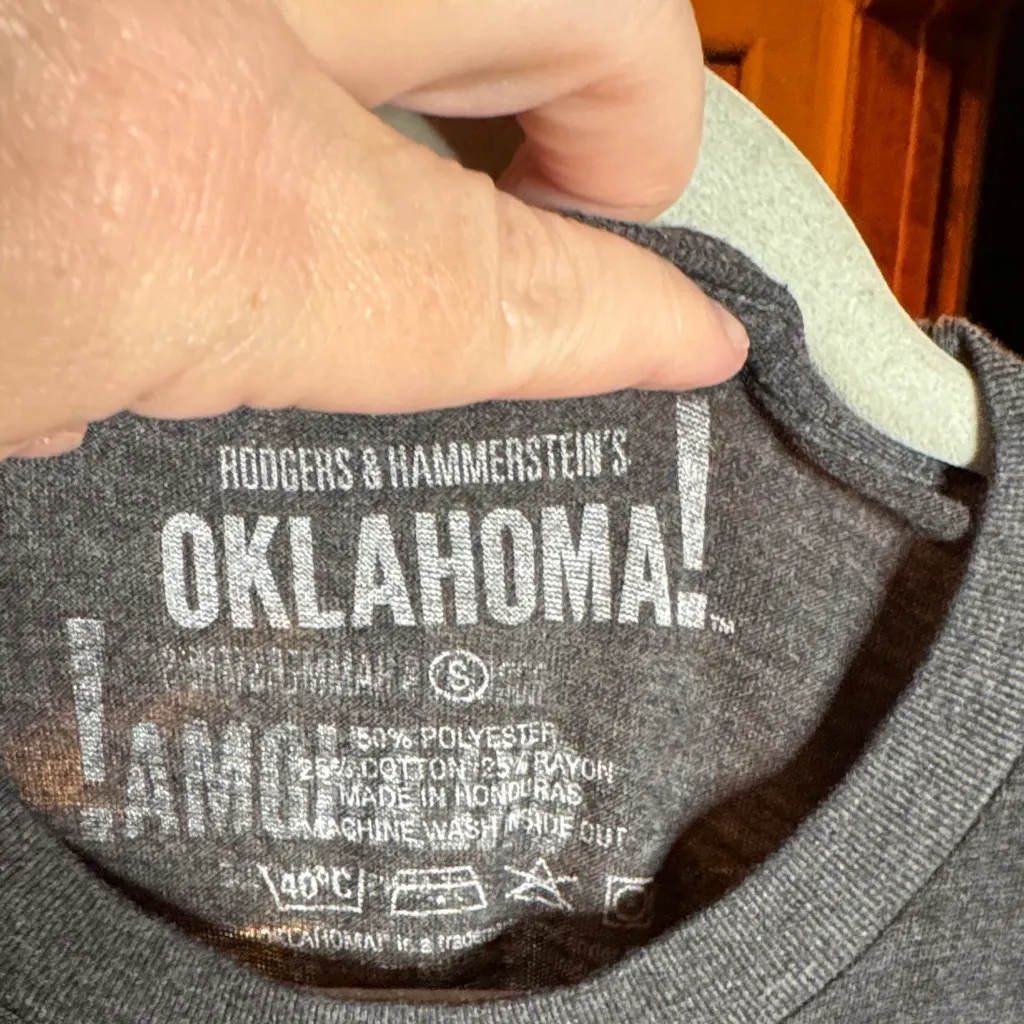 Rodger’s & Hammerstein Oklahoma OK! Gray Graphic T - Image 2