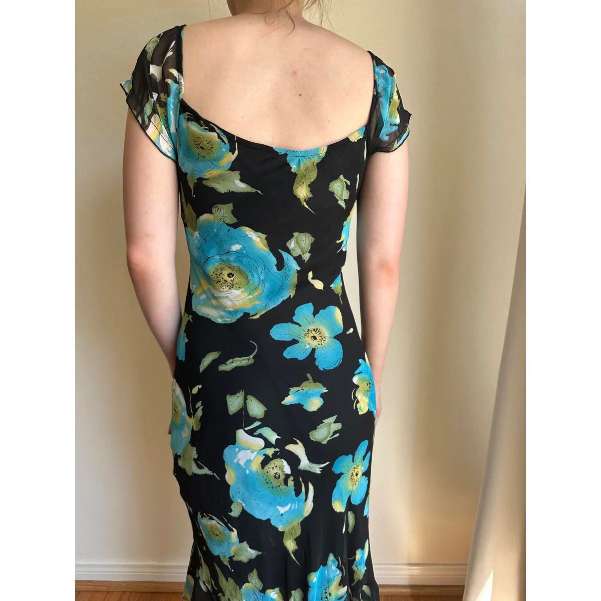 Gorgeous Vintage Blue and Black Floral Sparkly Milkmaid Dress Size M - Image 4