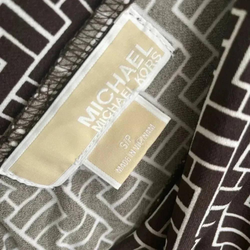 Michael Kors‎ Dressy Tank Top Size Small S Sleeveless Shirt Blouse EUC - Image 2