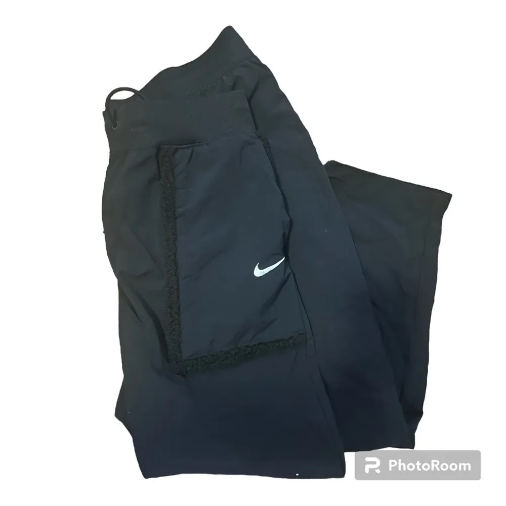 Nike Sportswear Essential Faux Fur Trim Woven High Rise Pants - Image 6