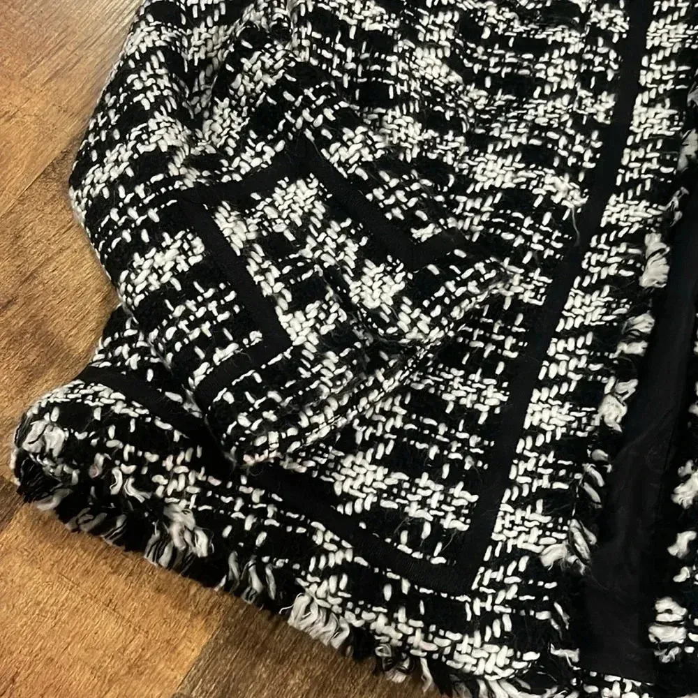 True Meaning Tweed Blazer Jacket Black & White with details Size XL - Image 4