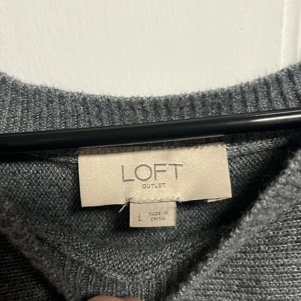 Loft outlet women’s gray sweater size large. - Image 2