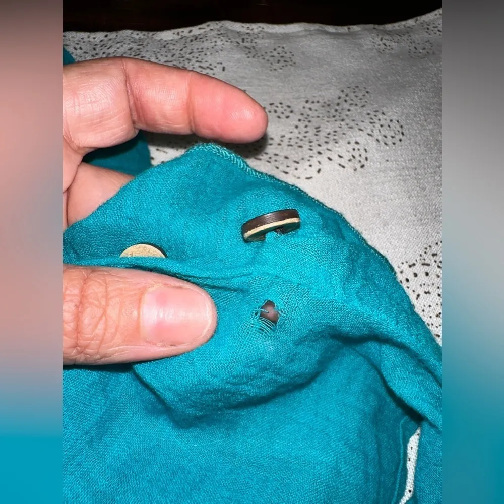 EUC  URBAN OUTFITTERS CROP- TOP WITH RUFFLES size XS - Image 5