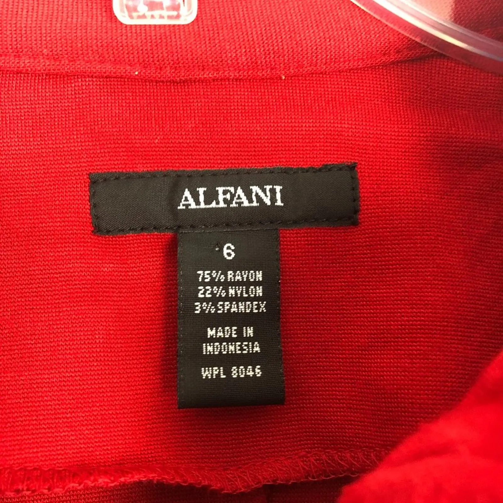 Alfani Women's Red Full Zip Jacket Size 6 - Image 2