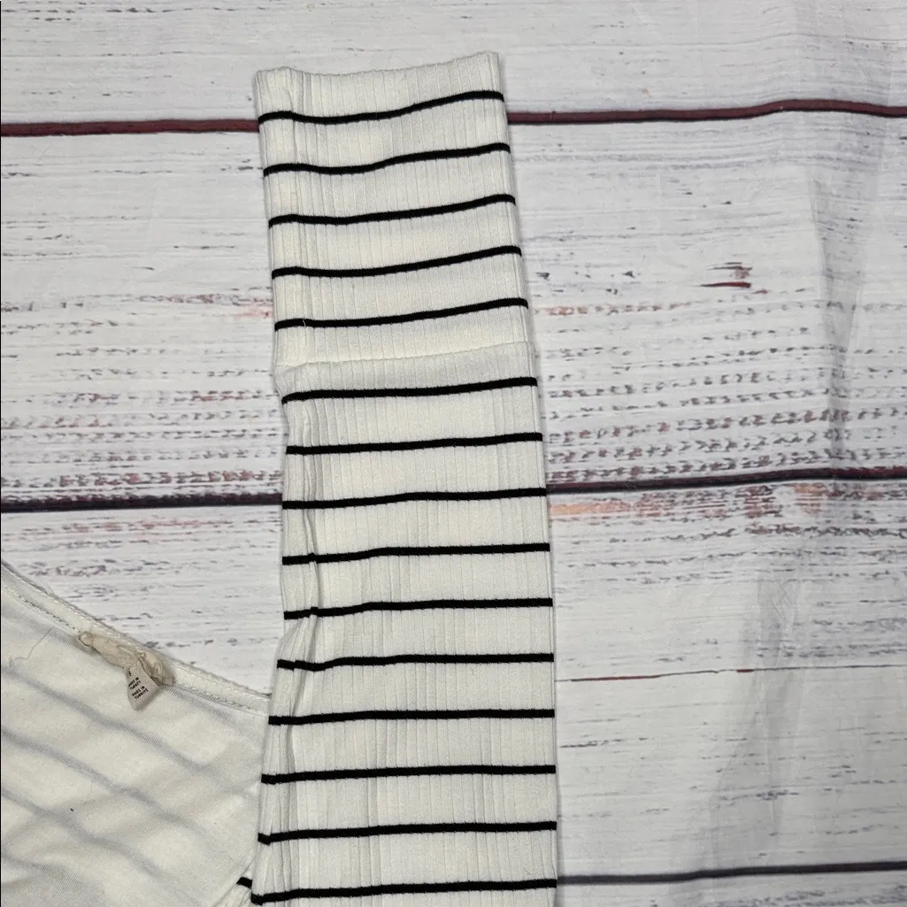 Pilcro Black and White Striped V-Neck Bodysuit - Image 6