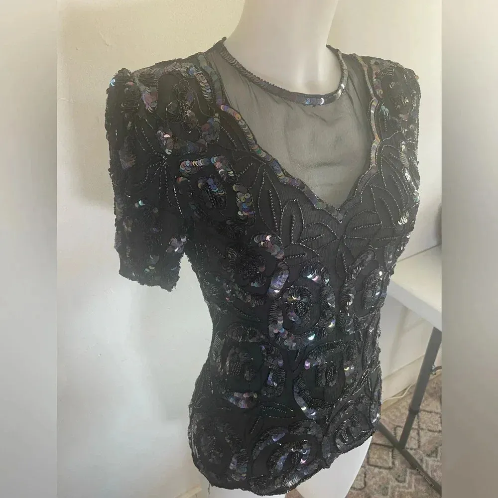 VTG 80’s Laurence Kazar Black Silk Rainbow Iridescent Sequin Rose Mesh Top M 176 - Image 3
