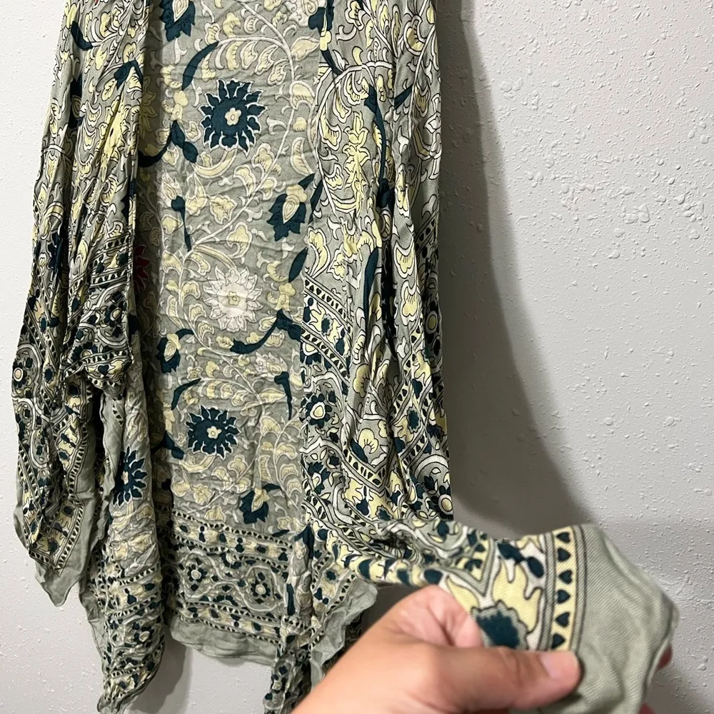 Free People Floral Patterned Kimono - Image 6