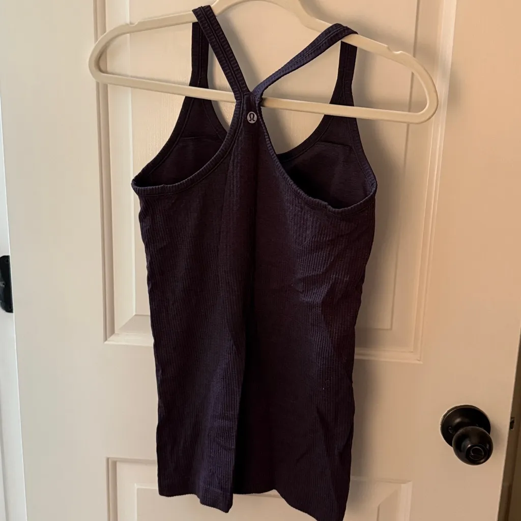 Lululemon ribbed dark gray tank top - Image 3