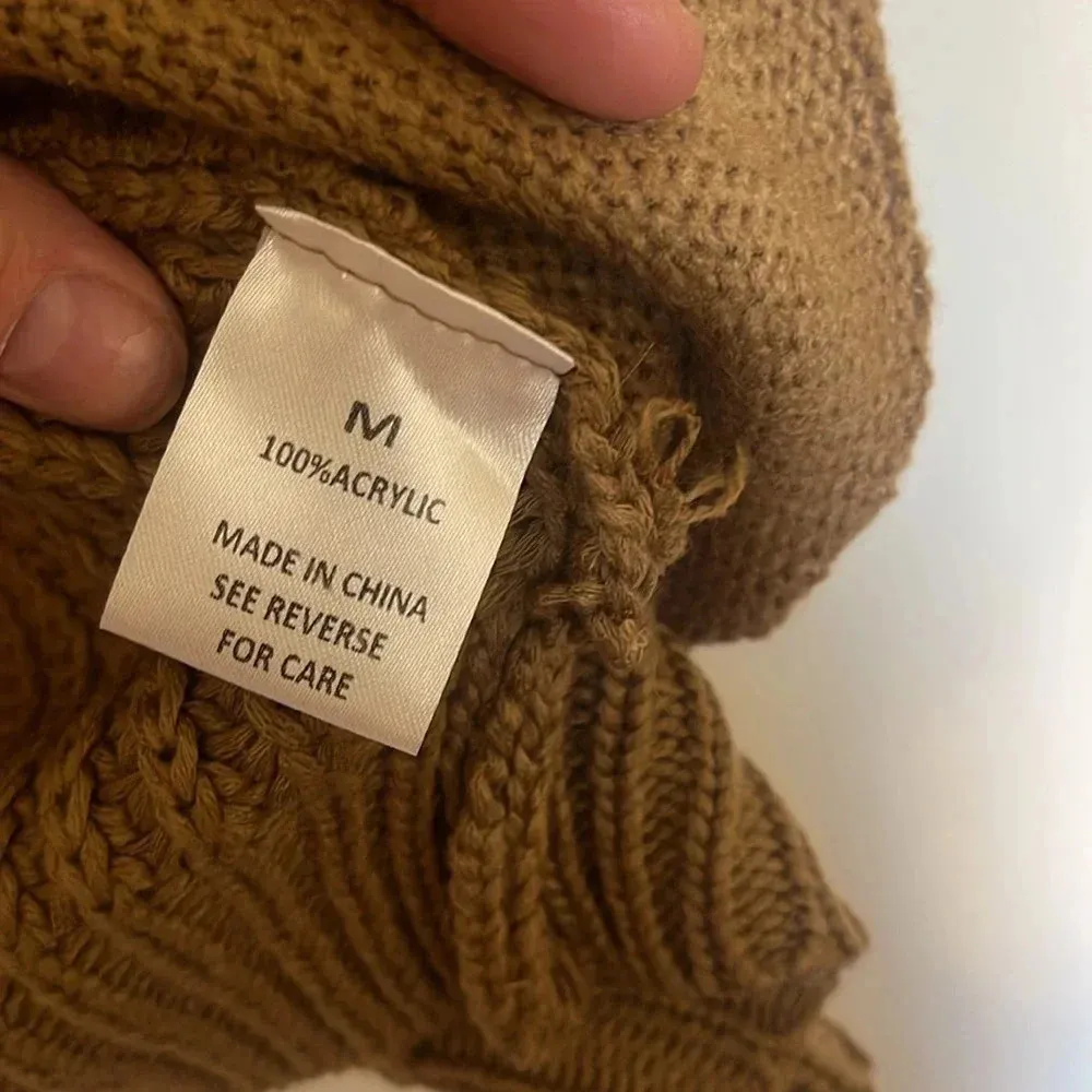 Wishlist  knitted zip up hooded vest - Image 5