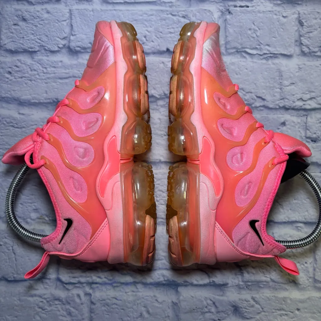 Nike Air Vapormax Plus Women's Size 8.5 Pink Bubblegum Sneakers DM8337-600 Shoes - Image 11