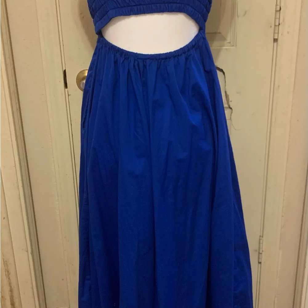 Old Navy Sleeveless Open Back Fit & Flare Summer Blue Small Dress.          1874 - Image 5