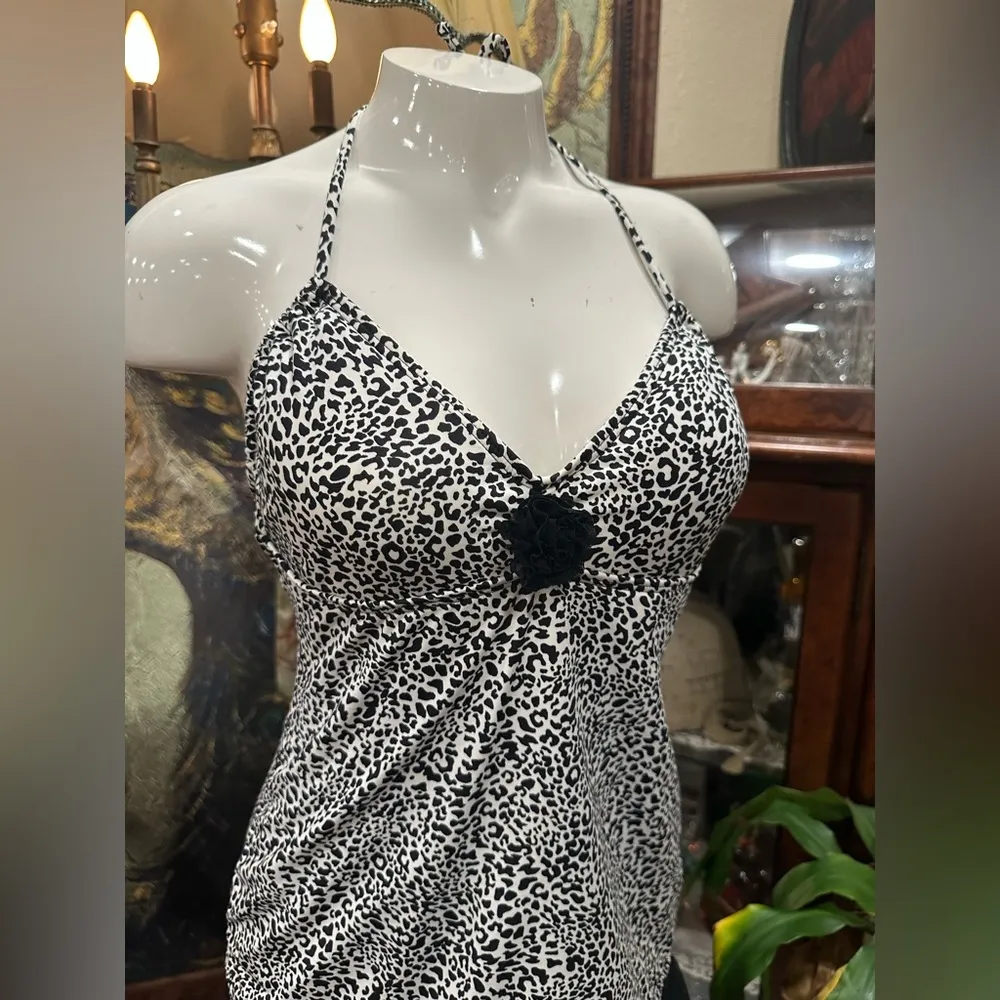 KENNETH COLE REACTION Chic Black and White Leopard Print Swimming suit - Image 5
