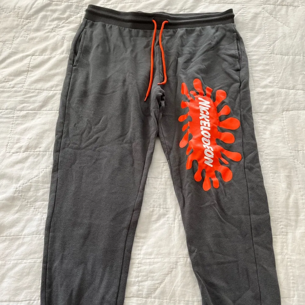 Gray Nickelodeon splat sweatpants - Image 2