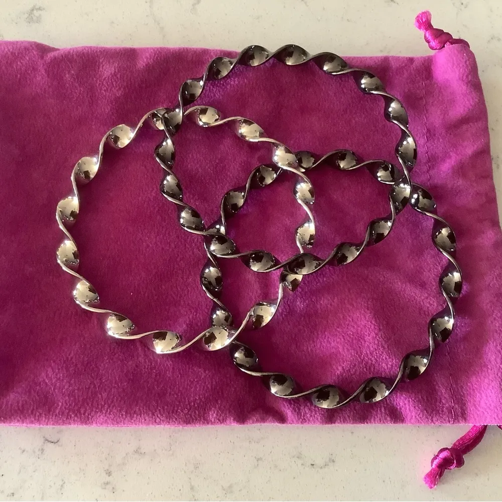 Ann Taylor womens sliver based 3 pc wristlet bangles - Image 2