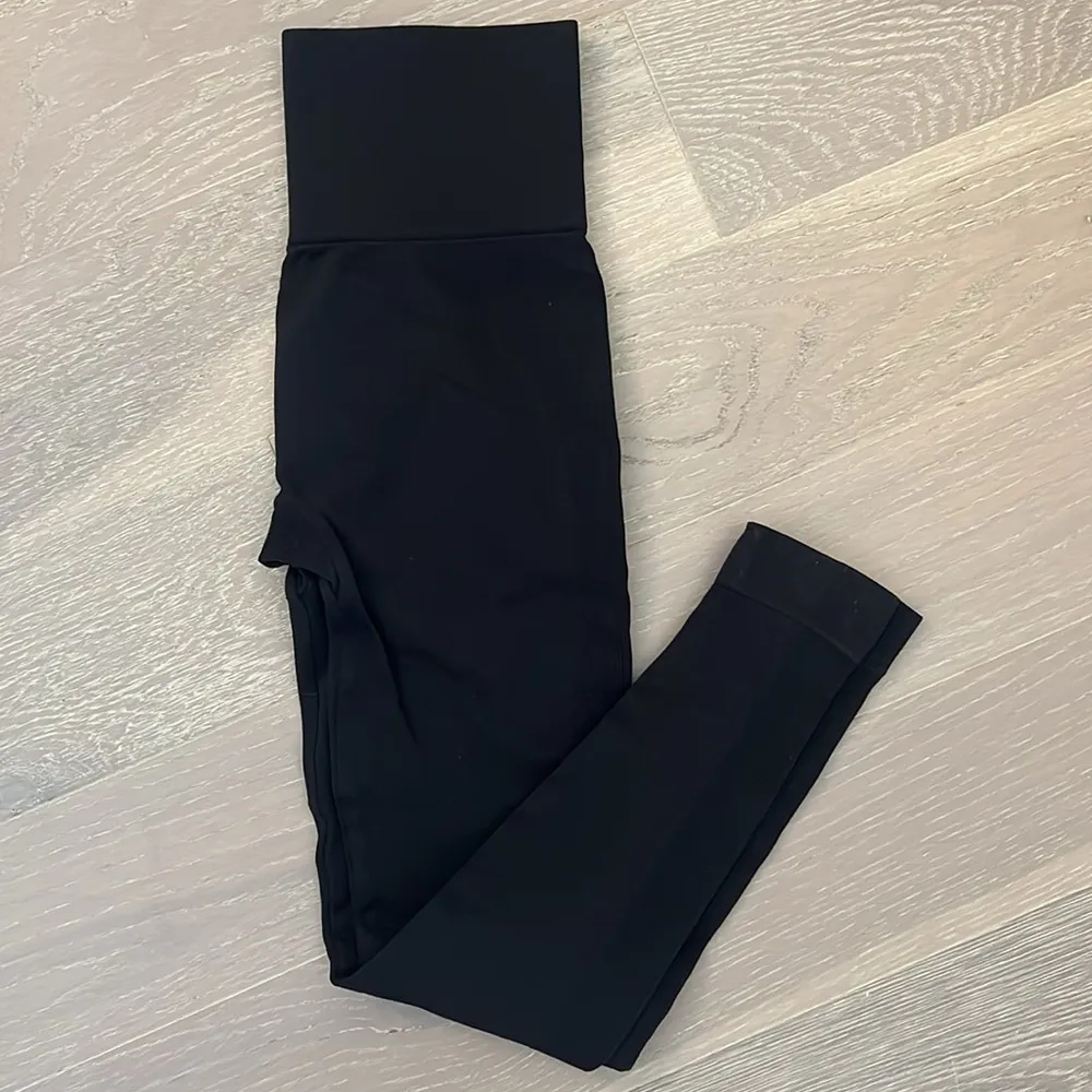 One Shoulder Workout Set - Image 3