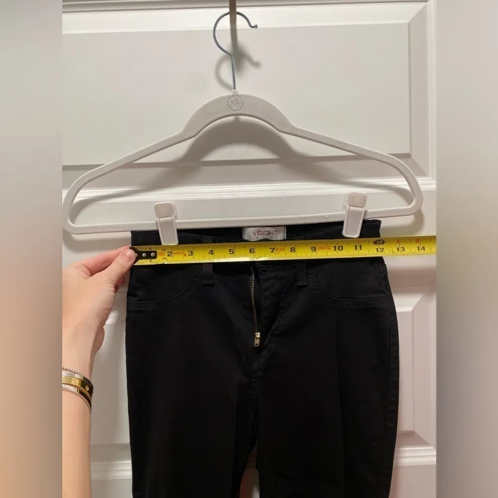 Vibrant Stretch Denim Jeans Distressed High Waisted Black 3 25 - Image 4