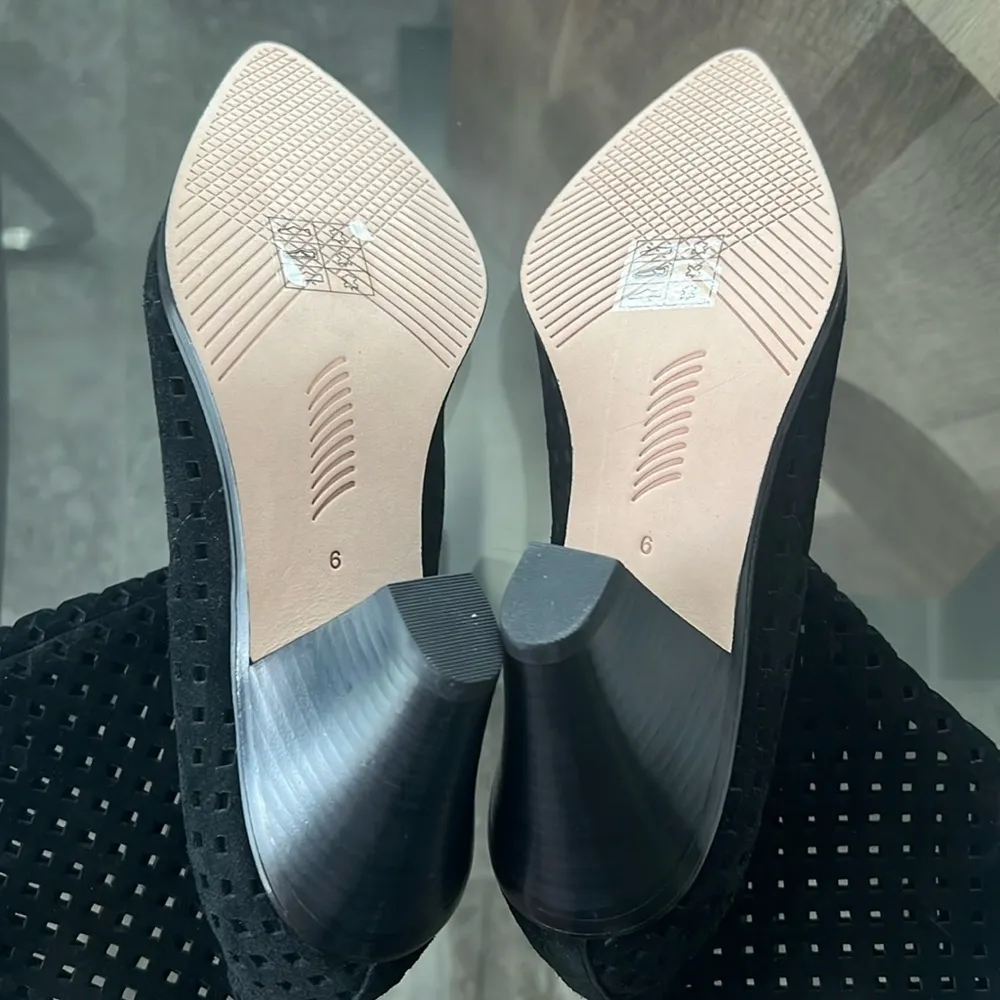 PAIGE Layla Leather Booties in Black, Size 6 New w/o Box Retail $398 - Image 9