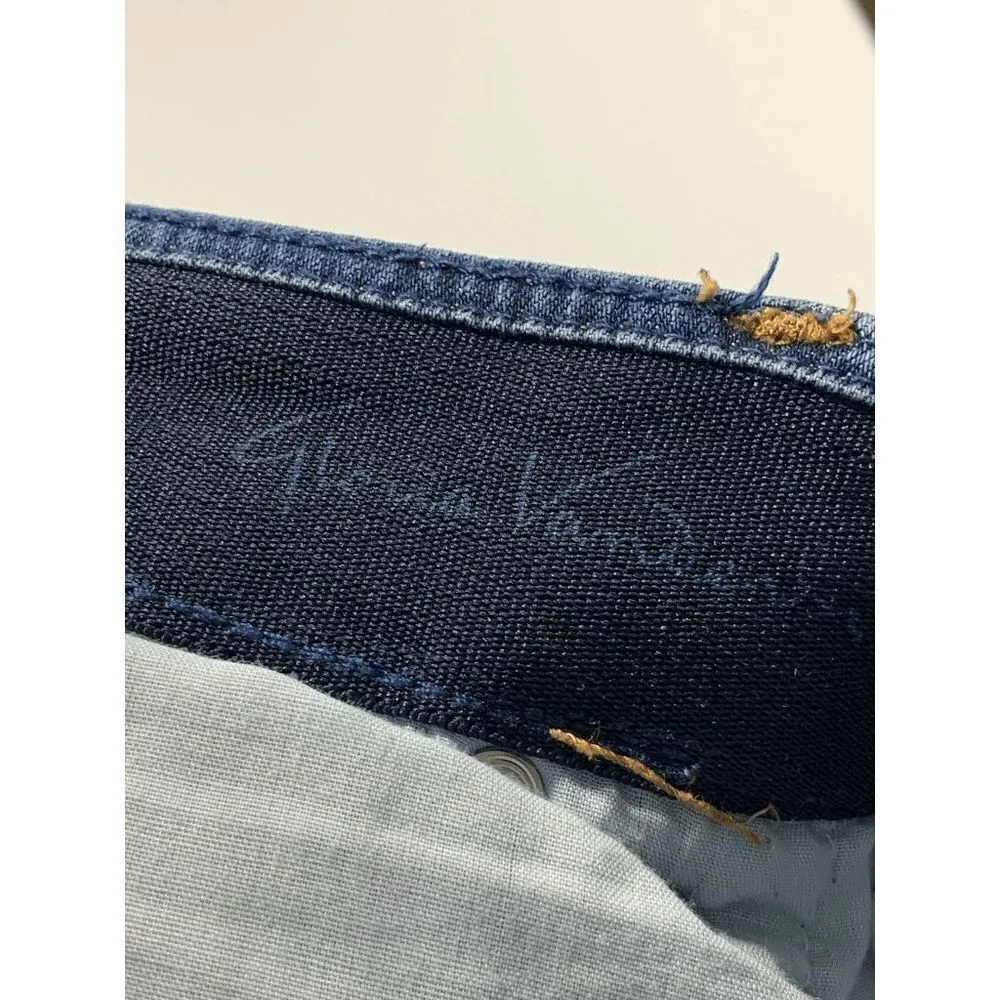 Gloria Vanderbilt Women's High Rise Denim Jeans Straight Leg Dark Wash Size 16 - Image 6