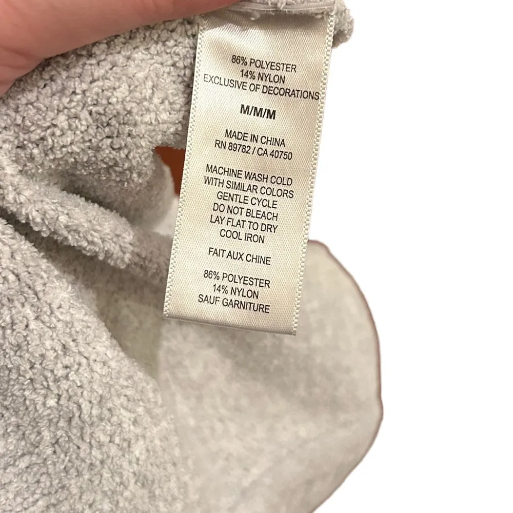 Natori  Light Gray Plush Knit Open Front Cardigan size Medium - Image 3